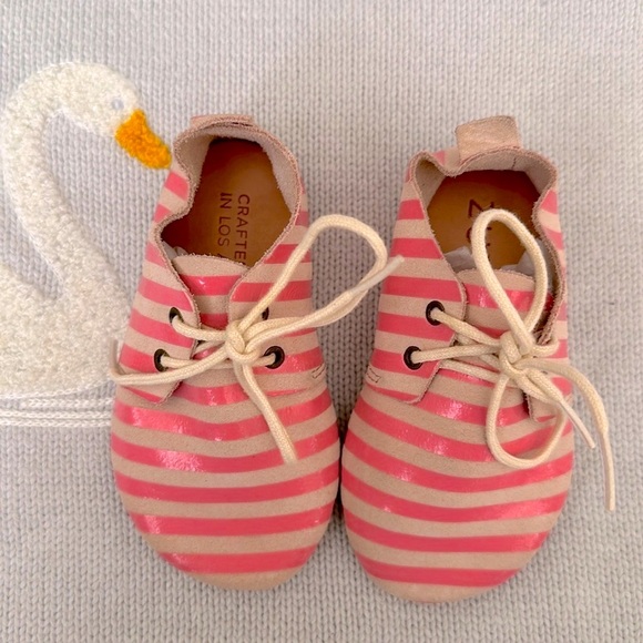 Beautiful Handmade Zuzzi Shoes - Picture 5 of 5